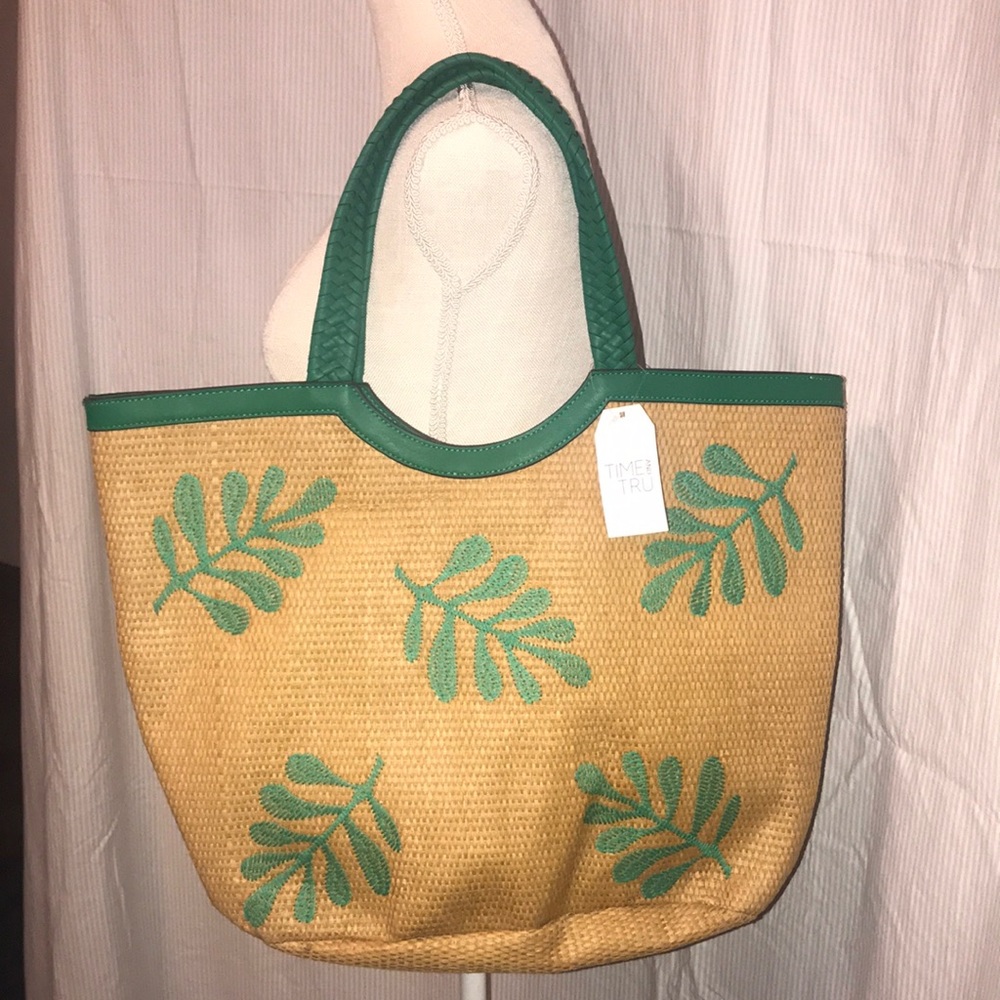 Large straw bag